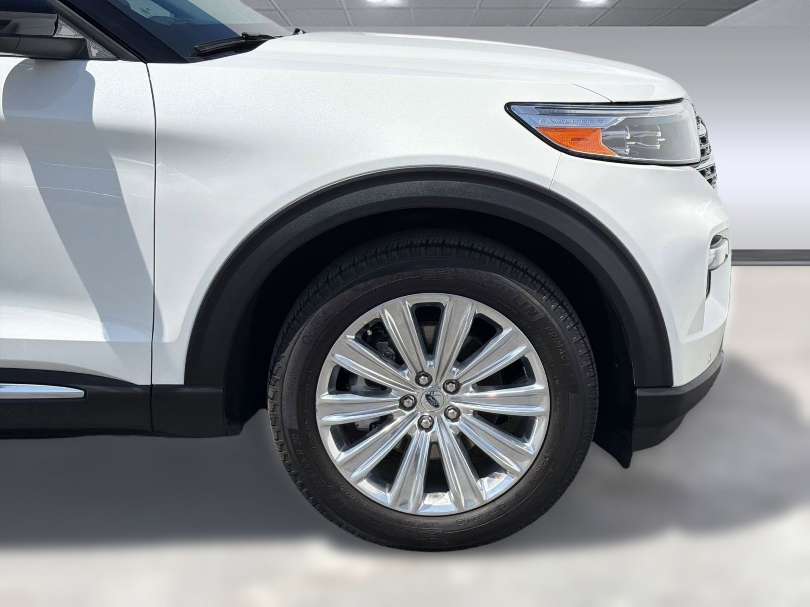 Used 2023 Ford Explorer Limited w/ Equipment Group 301A AWD/4WD image 11