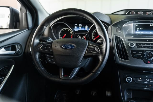 Used 2015 Ford Focus ST image 5