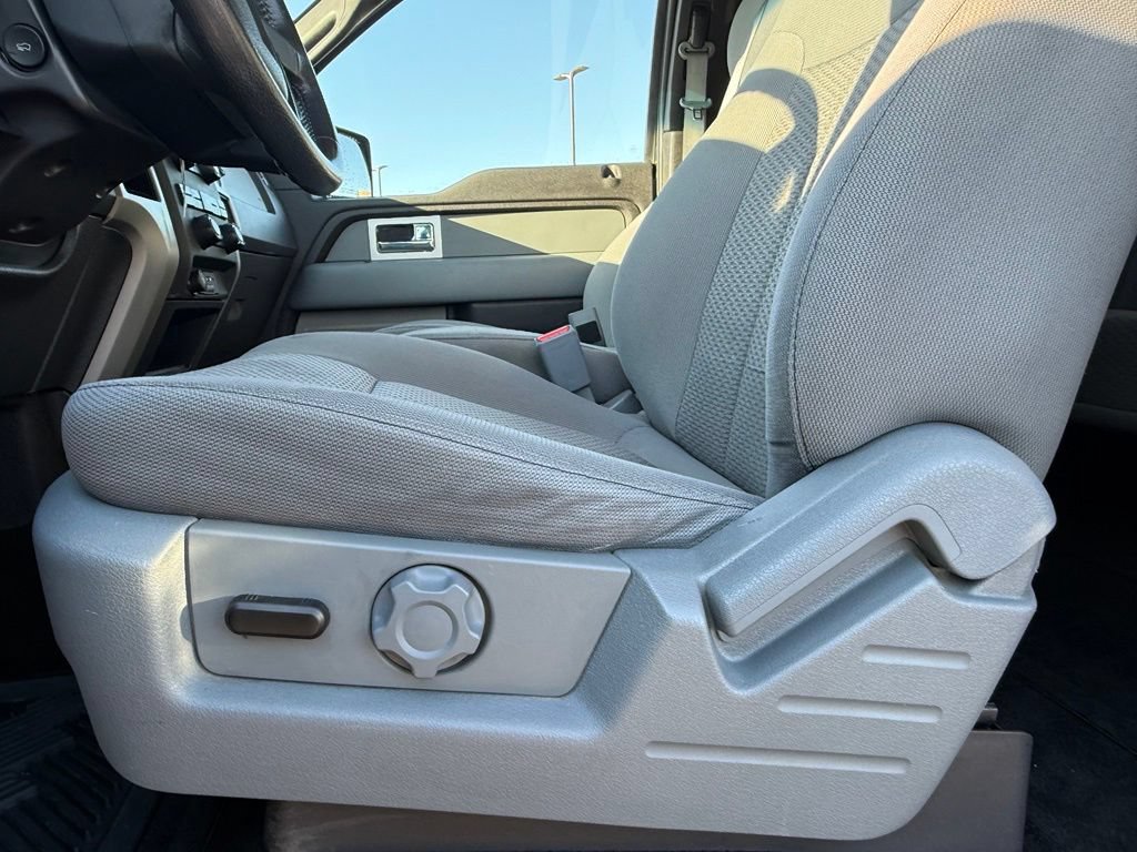 Used 2011 Ford F150 XLT w/ XLT Chrome Pkg AWD/4WD image 10