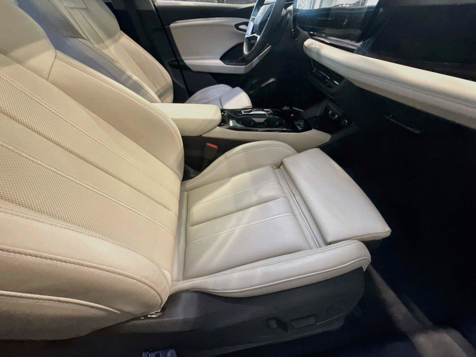 Certified 2025 Audi Q6 e-tron Prestige w/ Beige Warm Weather Package AWD/4WD image 27