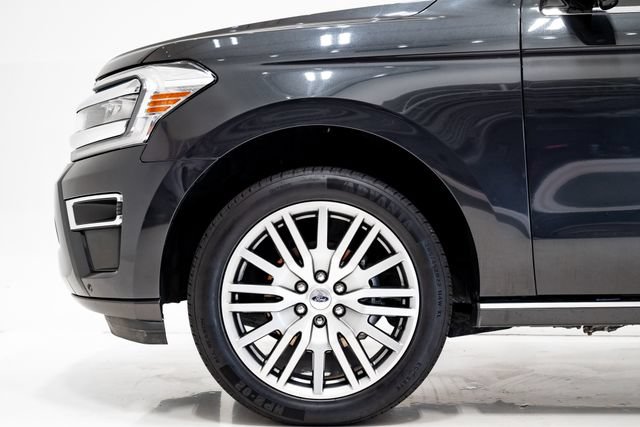Used 2023 Ford Expedition Limited AWD/4WD image 34