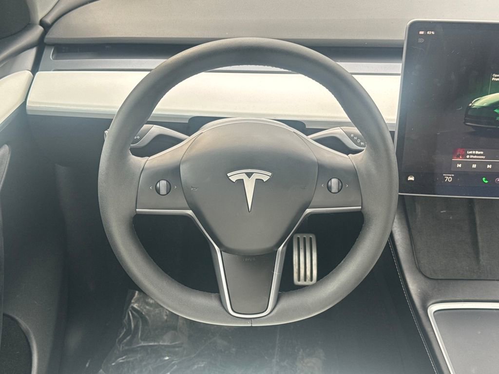 Used 2024 Tesla Model Y Performance image 12