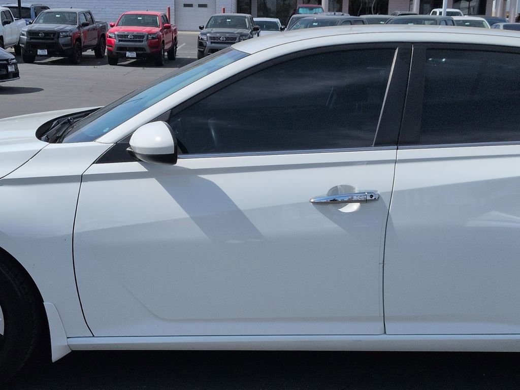 Used 2020 Nissan Altima 2.5 S FWD image 32