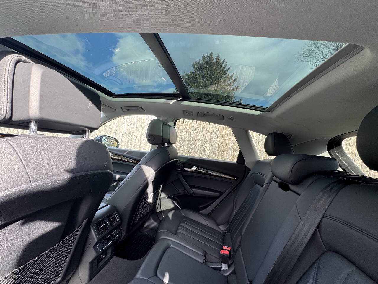 Used 2020 Audi Q5 2.0T Premium w/ Convenience Package image 16