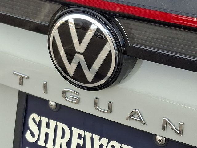 New 2026 Volkswagen Tiguan SEL R-Line image 12