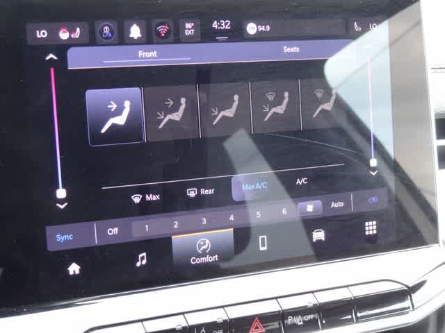 Used 2025 Jeep Compass Limited AWD/4WD image 25