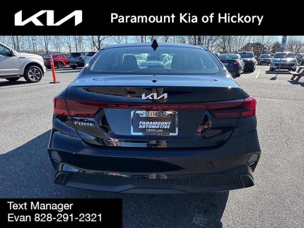Used 2024 Kia Forte LXS w/ LXS Technology Package image 6