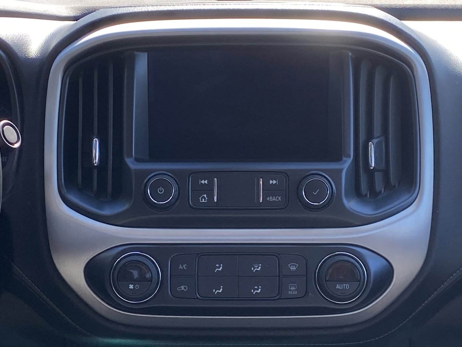 Used 2022 GMC Canyon Elevation w/ Trailering Package image 14