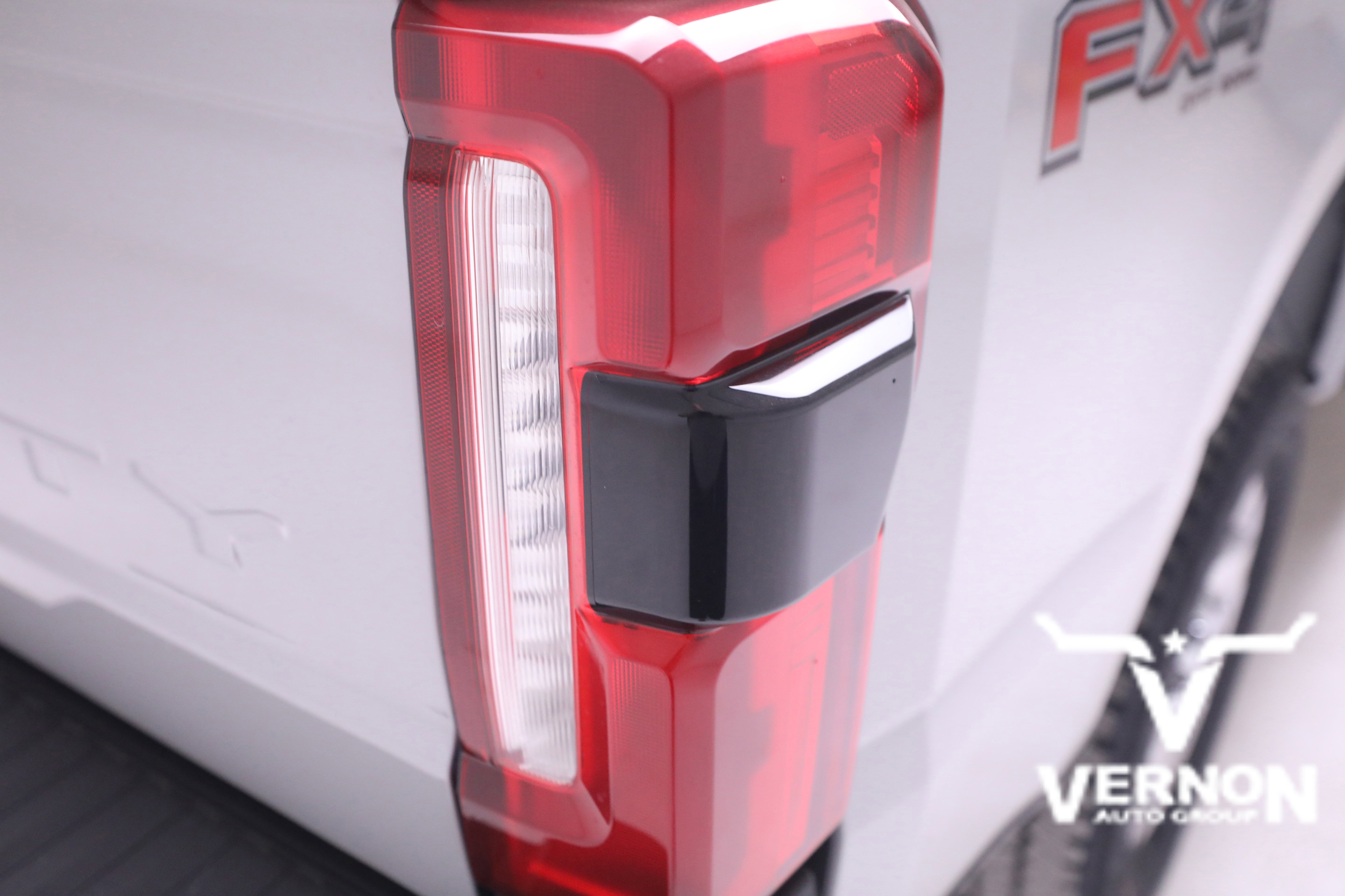 New 2026 Ford F250 Lariat w/ Chrome Package image 15