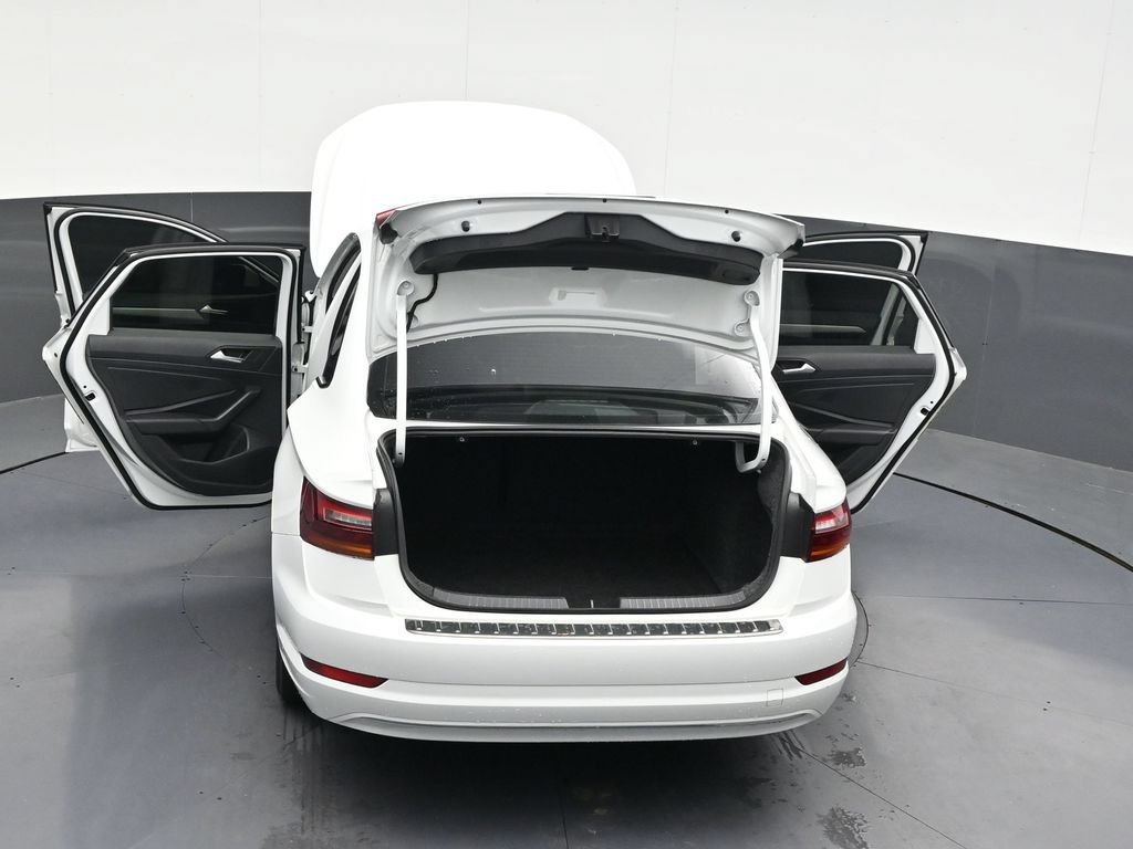 Used 2019 Volkswagen Jetta SE FWD image 35