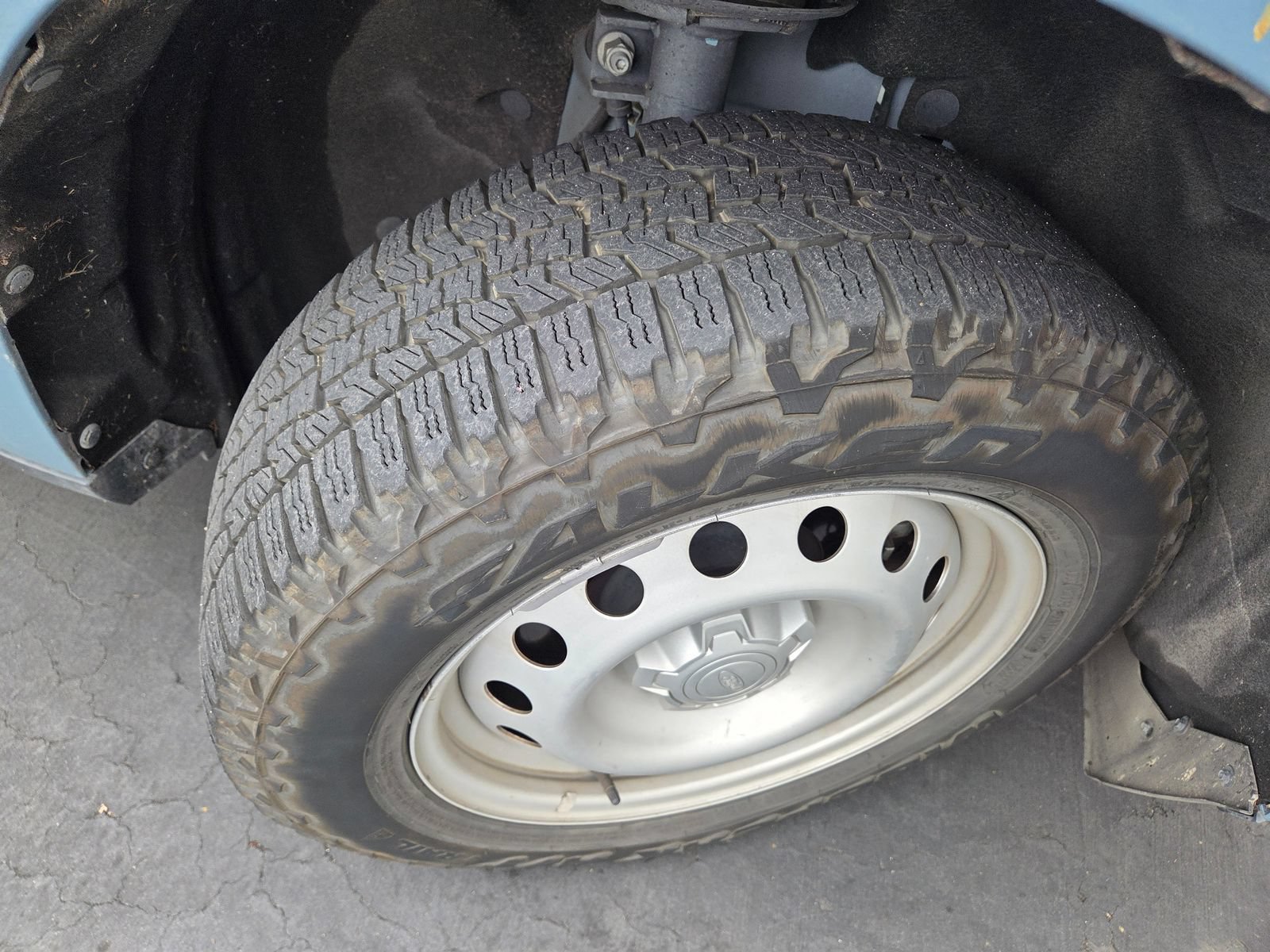 Used 2023 Ford Maverick XL FWD image 2