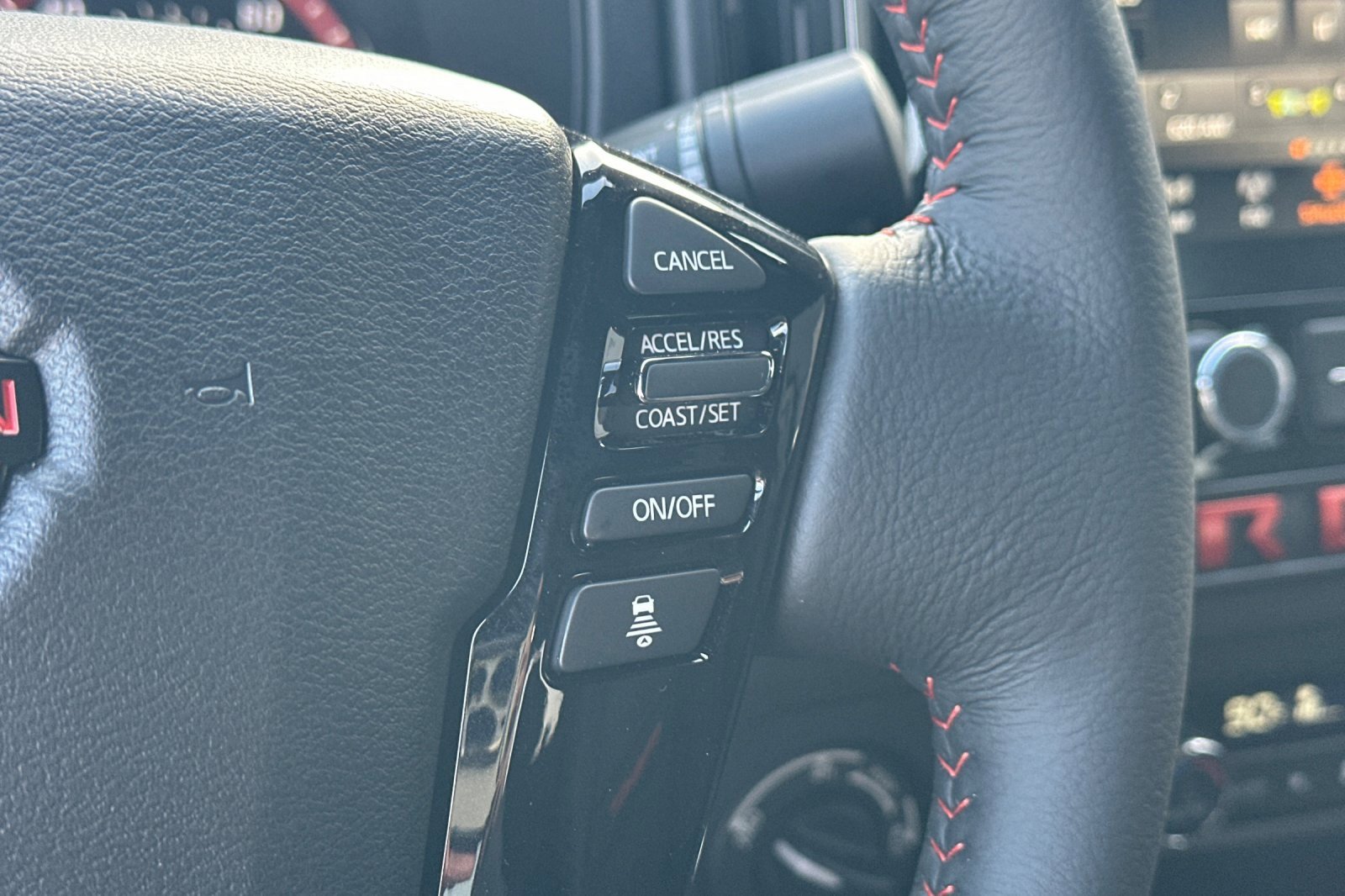 New 2026 Nissan Frontier PRO-4X w/ Pro-4x Convenience Package image 28