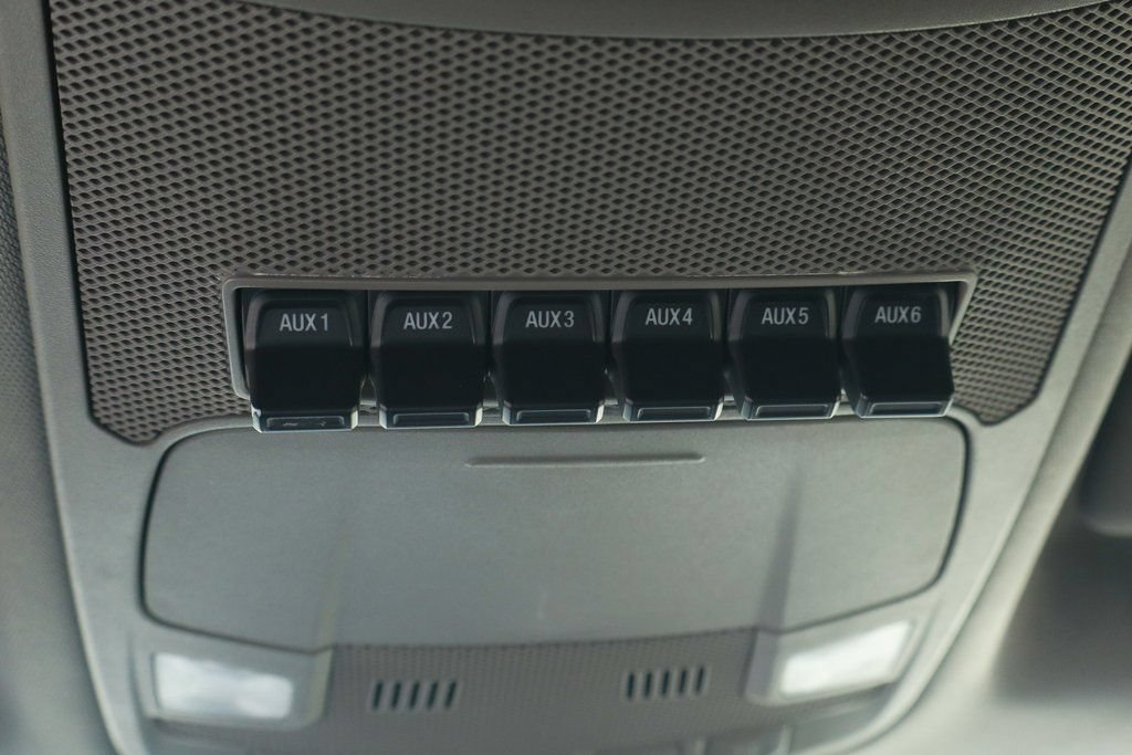 Used 2017 Ford F550 2WD Regular Cab Super Duty image 34