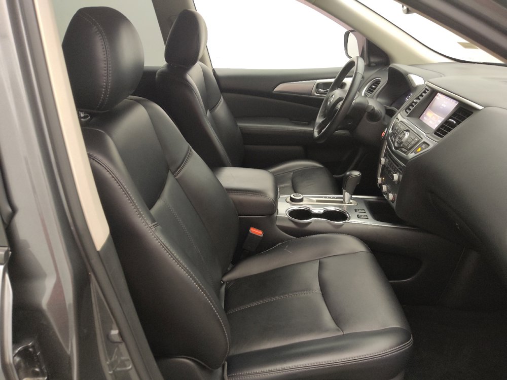 Used 2019 Nissan Pathfinder SL AWD/4WD image 21