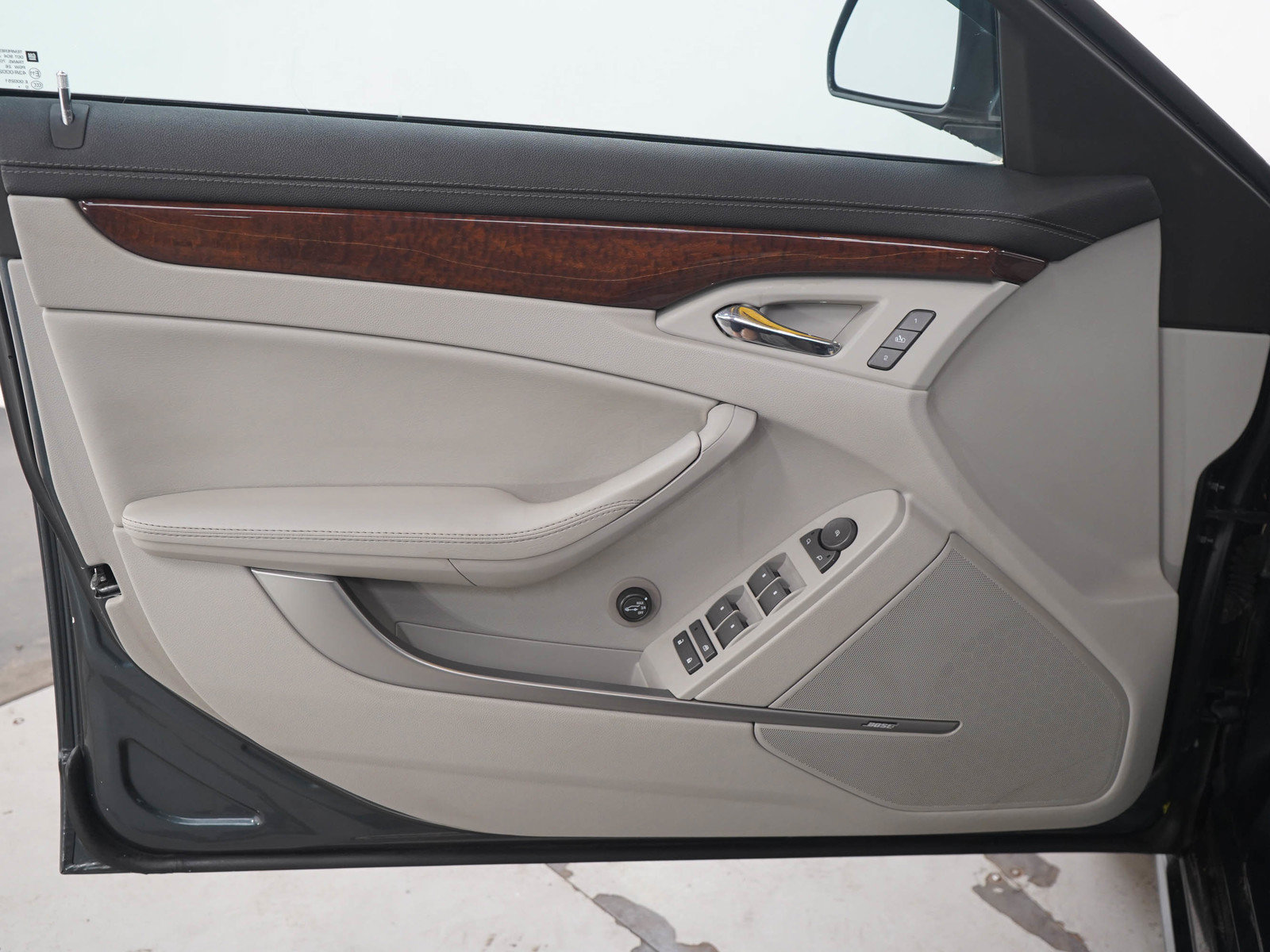 Used 2011 Cadillac CTS Luxury AWD/4WD image 21