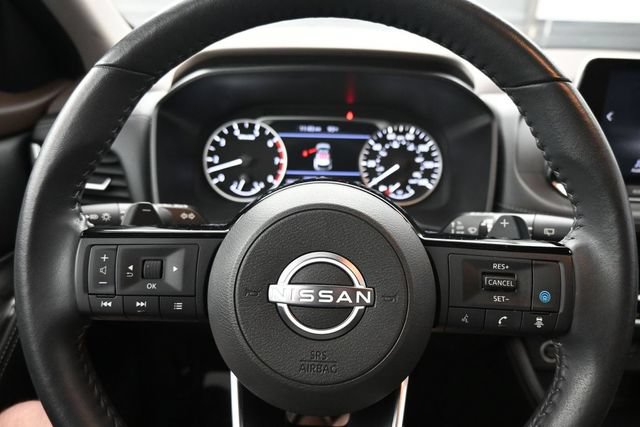 Used 2023 Nissan Rogue SL FWD image 12