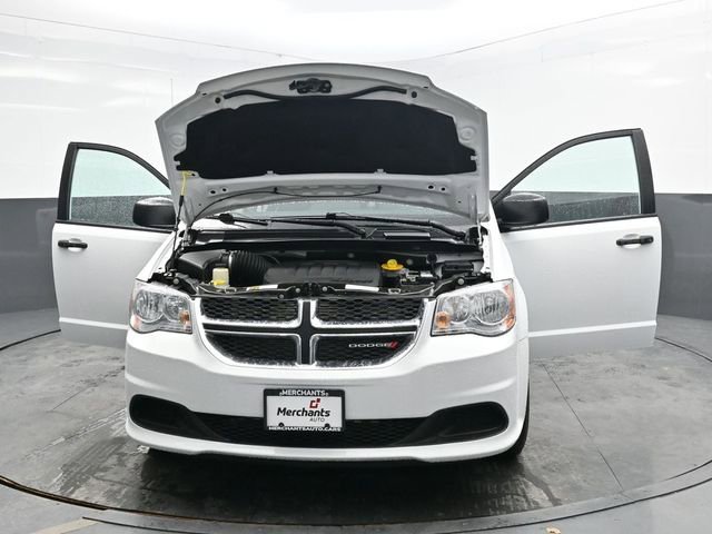 Used 2019 Dodge Grand Caravan SE FWD image 32