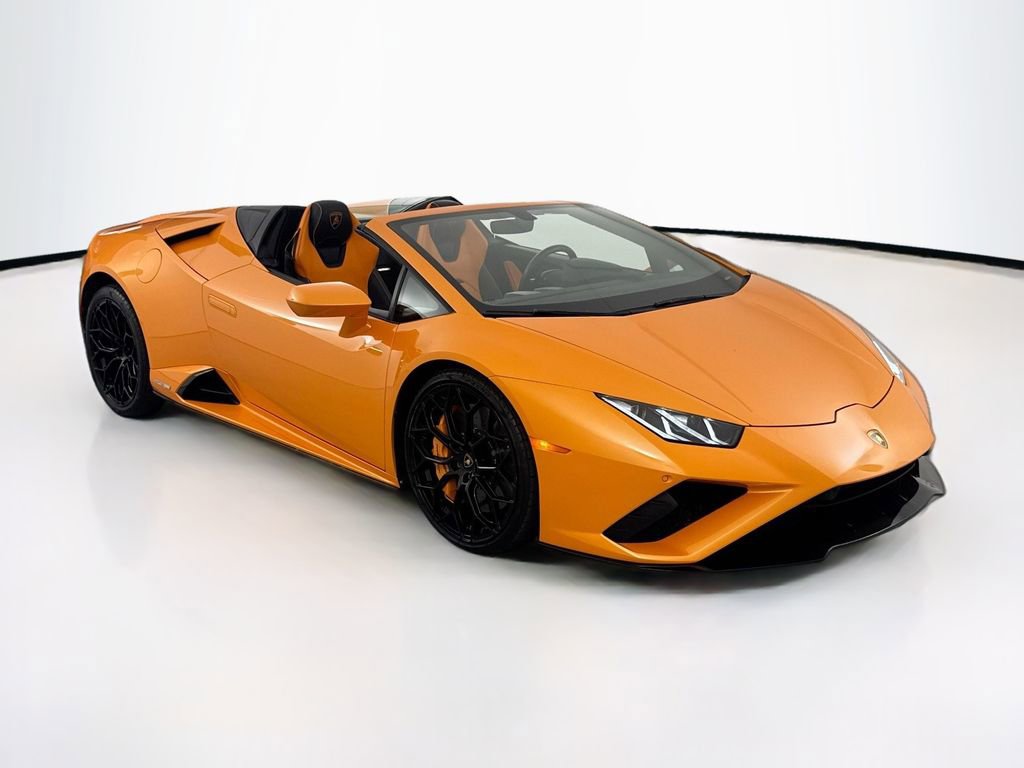 Used 2020 Lamborghini Huracan EVO image 3