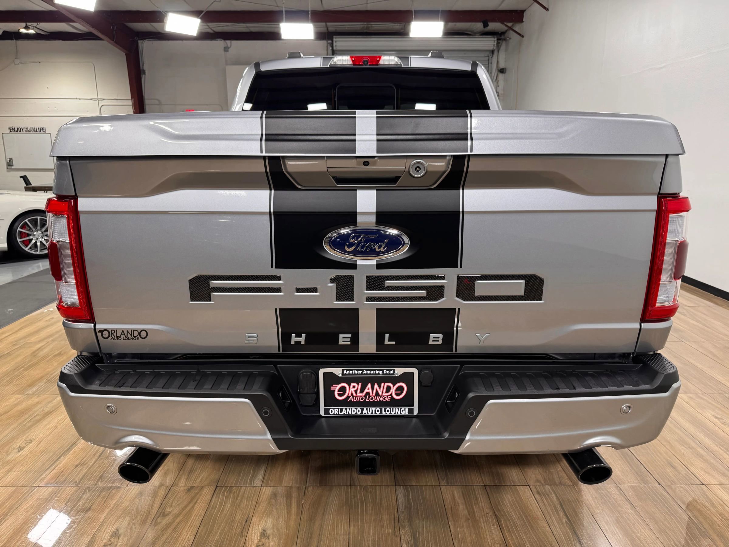 Used 2022 Ford F150 Lariat Limited w/ Equipment Group 502A High image 9