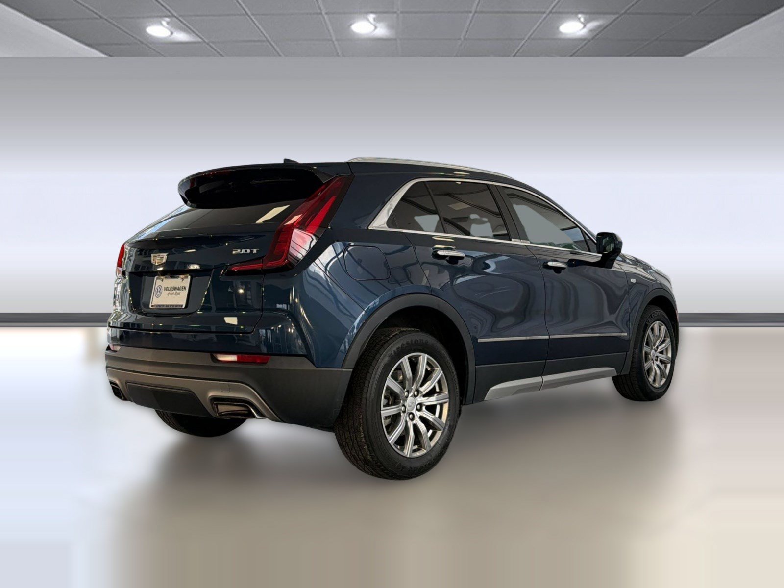 Used 2019 Cadillac XT4 Premium Luxury w/ Driver Awareness Package FWD image 9