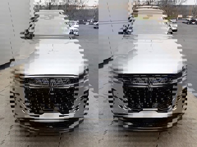 New 2026 Lincoln Nautilus Reserve w/ Jet Appearance Package image 9