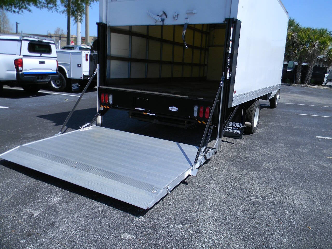 Used 2017 Ford E-350 and Econoline 350 Super Duty w/ Power Windows & Locks Group RWD image 1