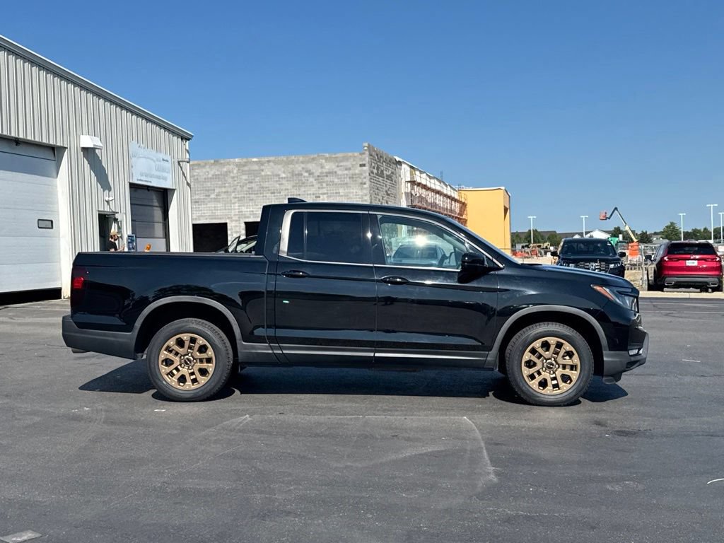 Used 2023 Honda Ridgeline Sport image 8