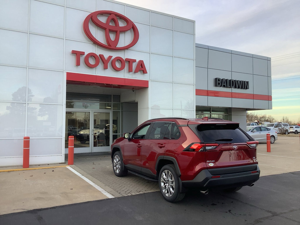 New 2025 Toyota RAV4 XLE Premium w/ Weather Package image 5