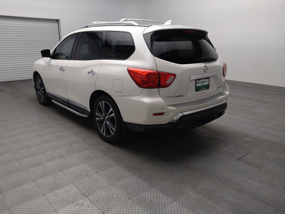 Used 2020 Nissan Pathfinder Platinum w/ Cargo Package FWD image 5