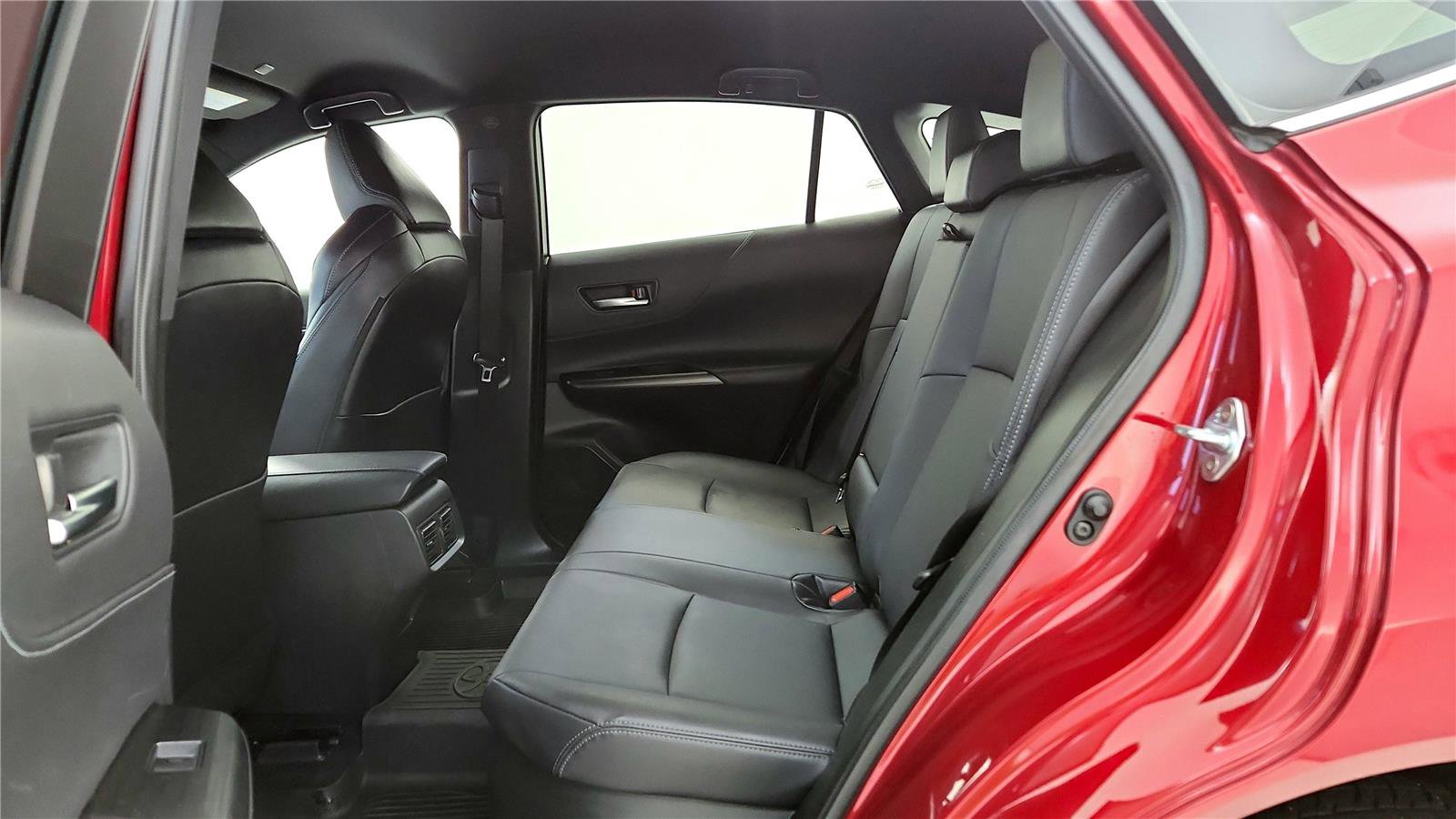 Certified 2023 Toyota Venza Nightshade image 21