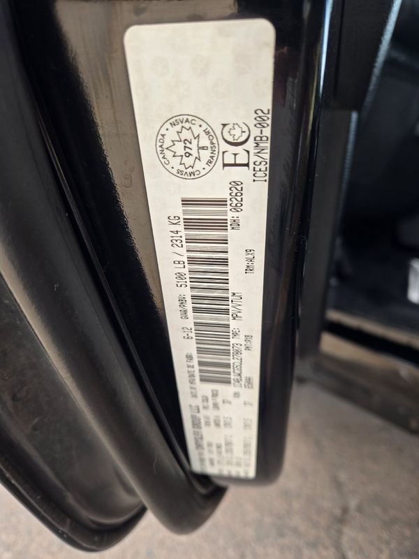 Used 2012 Jeep Wrangler Rubicon w/ Dual Top Group image 22