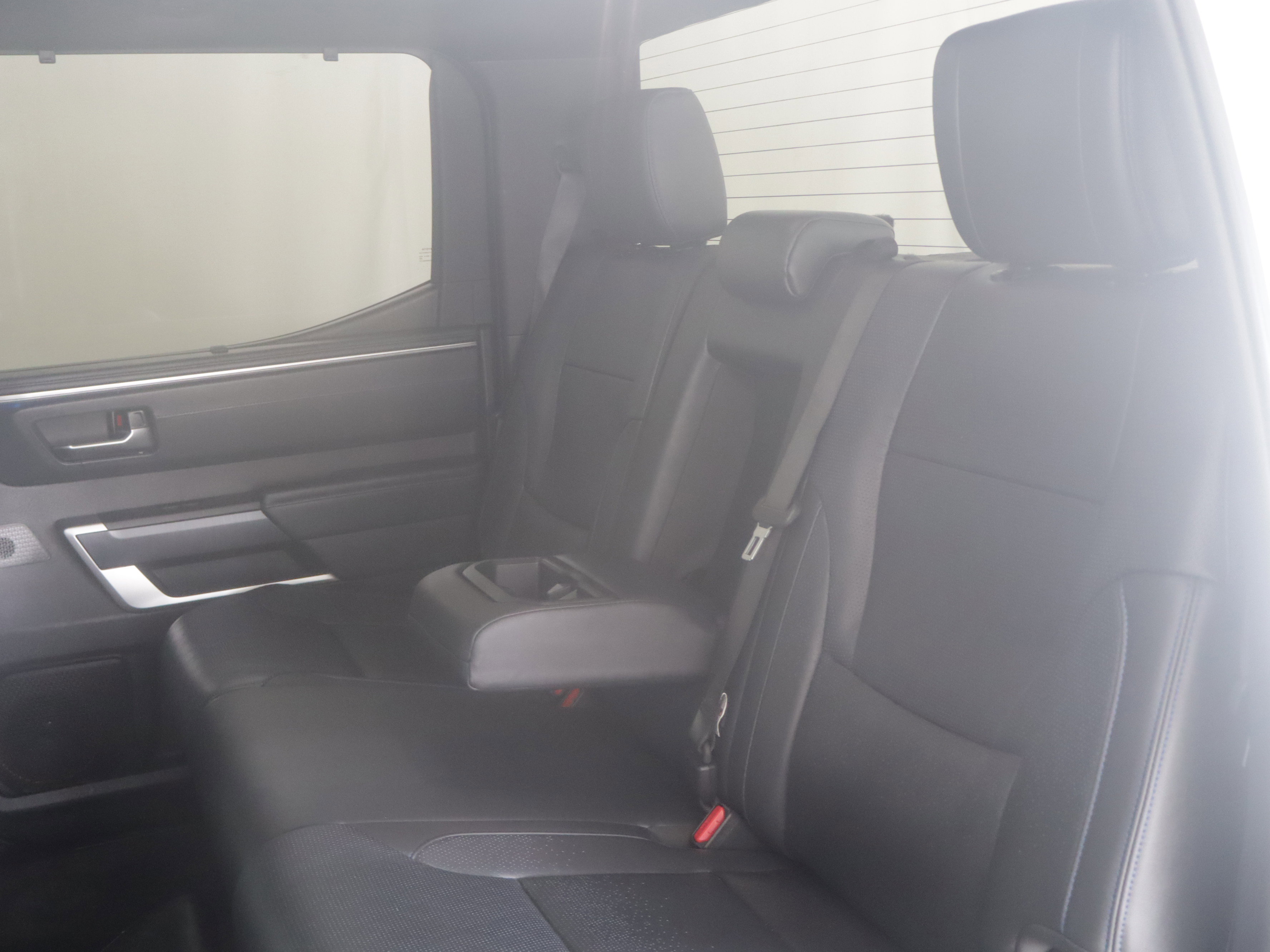 Used 2022 Toyota Tundra Platinum AWD/4WD image 28
