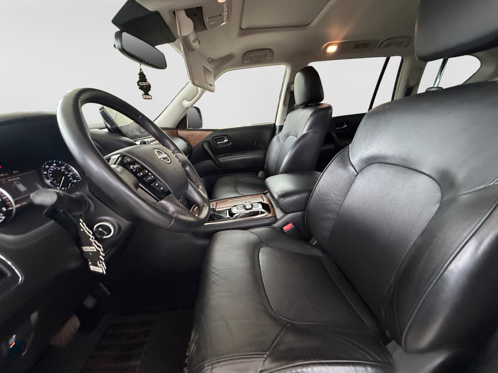 Used 2022 Nissan Armada SL w/ Captain's Chairs Package RWD image 10