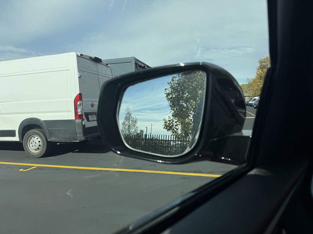 New 2025 Jeep Grand Cherokee L Altitude image 17