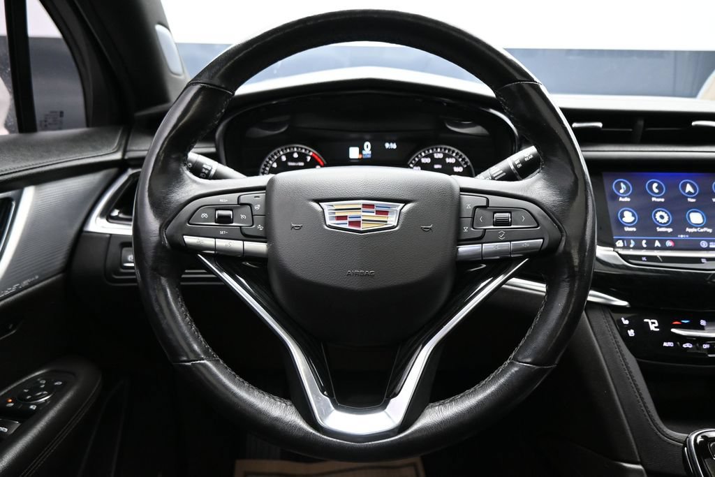 Used 2020 Cadillac XT6 Premium Luxury AWD/4WD image 16