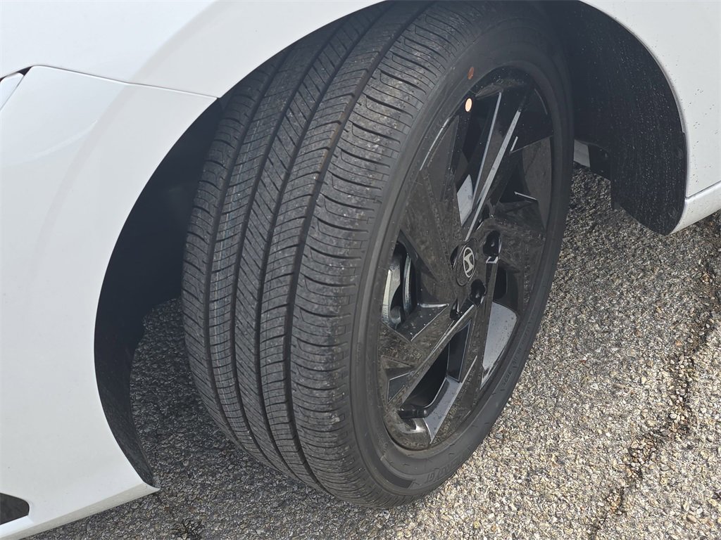 New 2026 Hyundai Elantra SEL Sport image 30