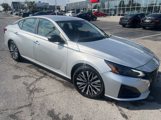 Certified 2024 Nissan Altima 2.5 SV image 9