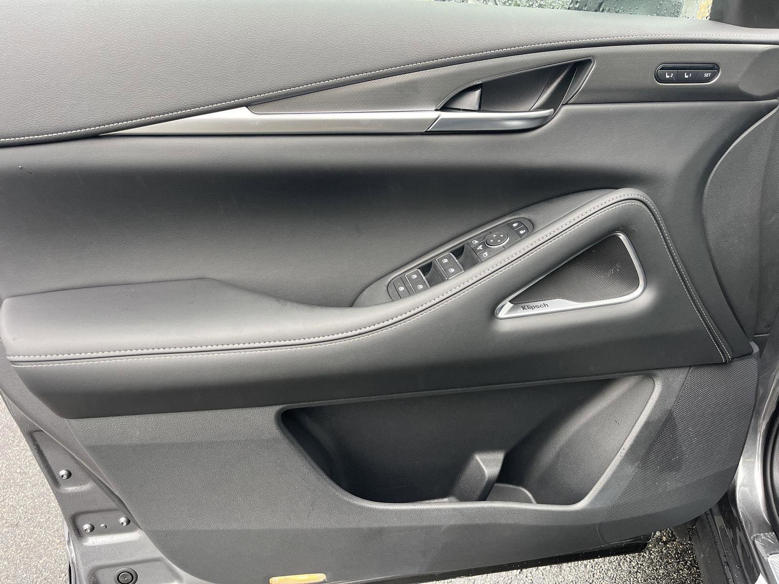 New 2026 INFINITI QX60 Luxe w/ Cargo Package image 10