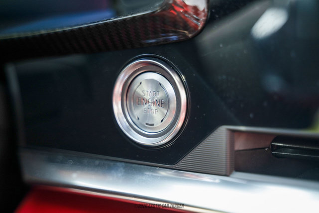 Used 2020 Chevrolet Corvette Stingray Premium Cpe w/ 3LT Preferred Equipment Group RWD image 30
