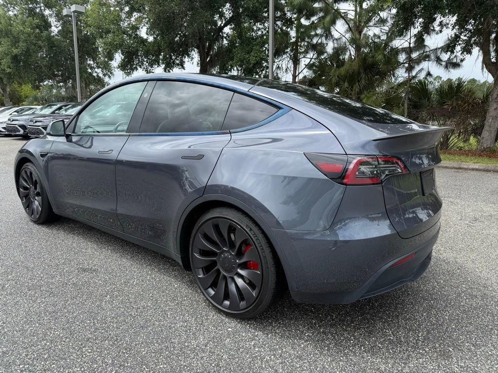 Used 2023 Tesla Model Y Performance image 14