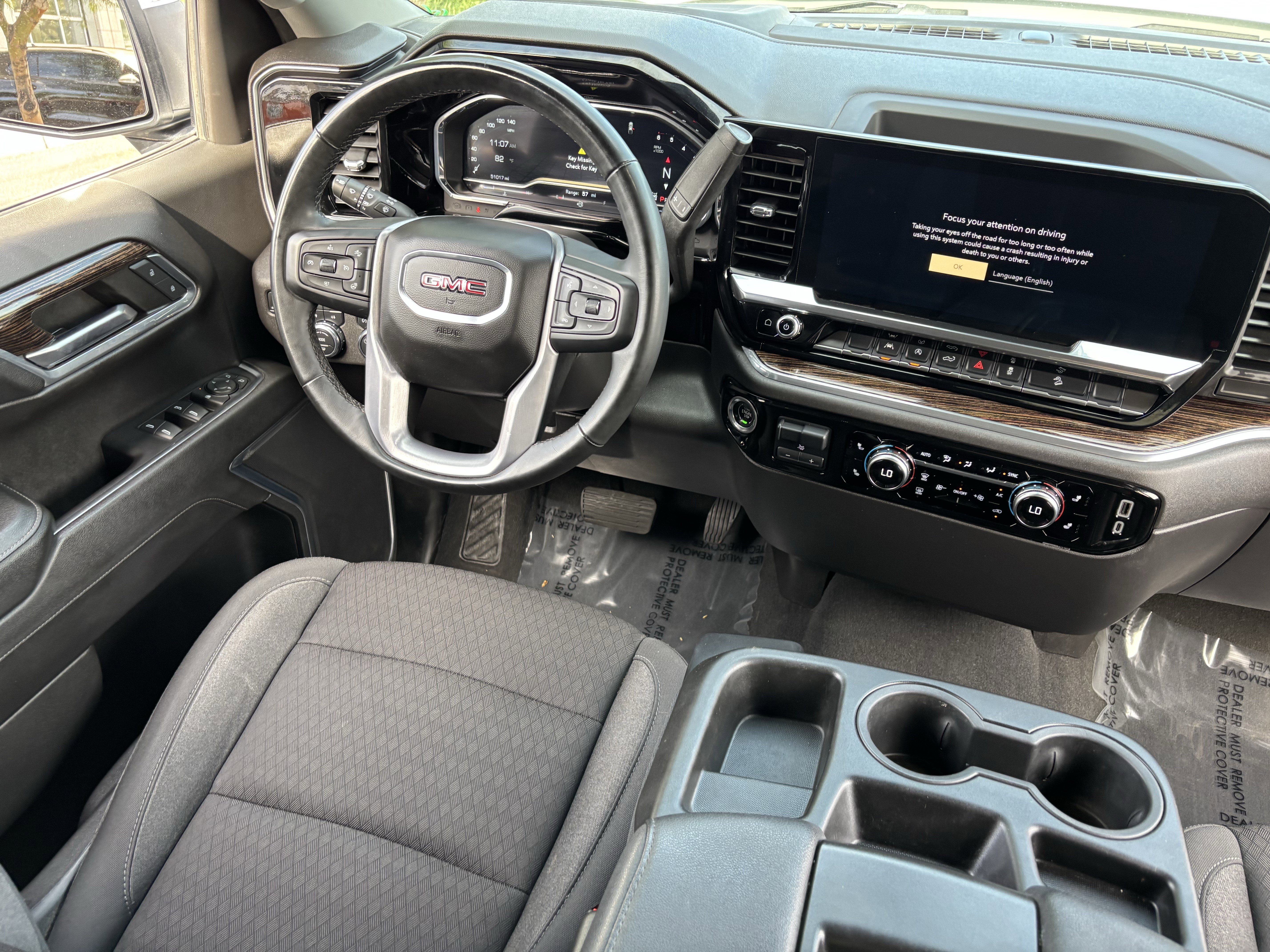 Used 2023 GMC Sierra 1500 SLE image 13