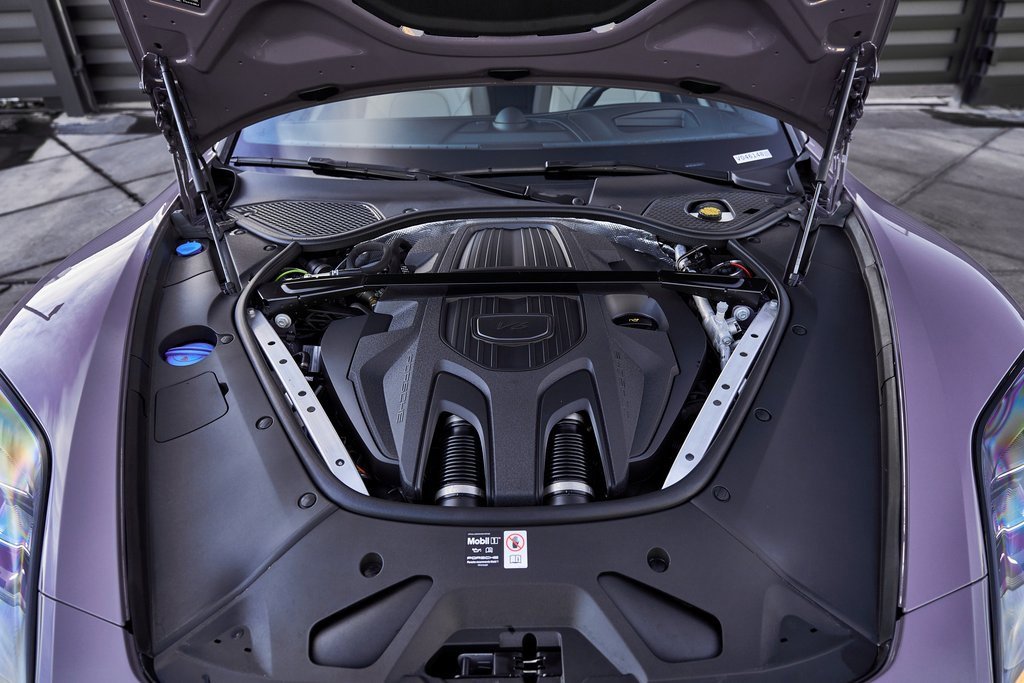 Used 2025 Porsche Panamera 4 w/ Premium Package image 17