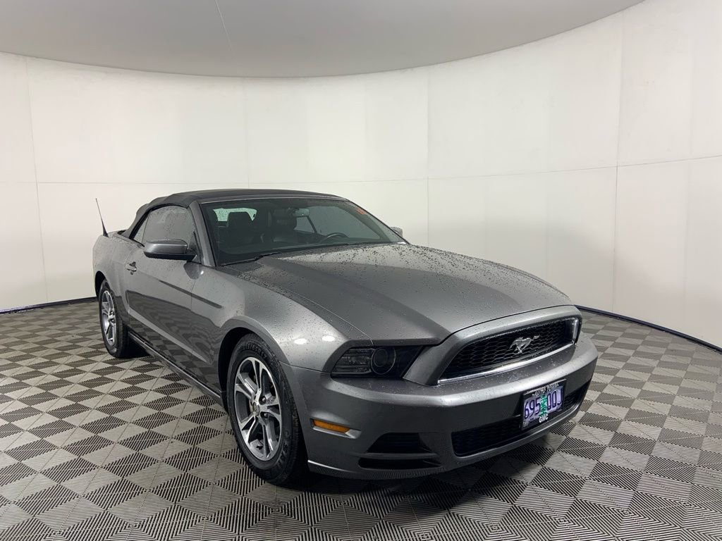 Used 2014 Ford Mustang Premium image 1