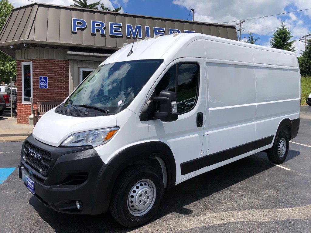 Used 2025 RAM ProMaster 2500 w/ Convenience Group FWD image 10