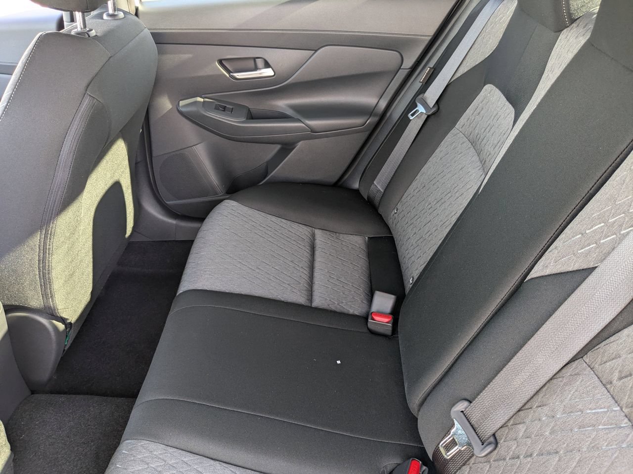 New 2026 Nissan Sentra SV w/ SV Convenience Package FWD image 27