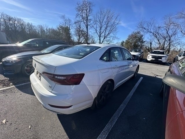 Used 2021 Volkswagen Jetta R-Line w/ R-Line Cold Weather Package image 14