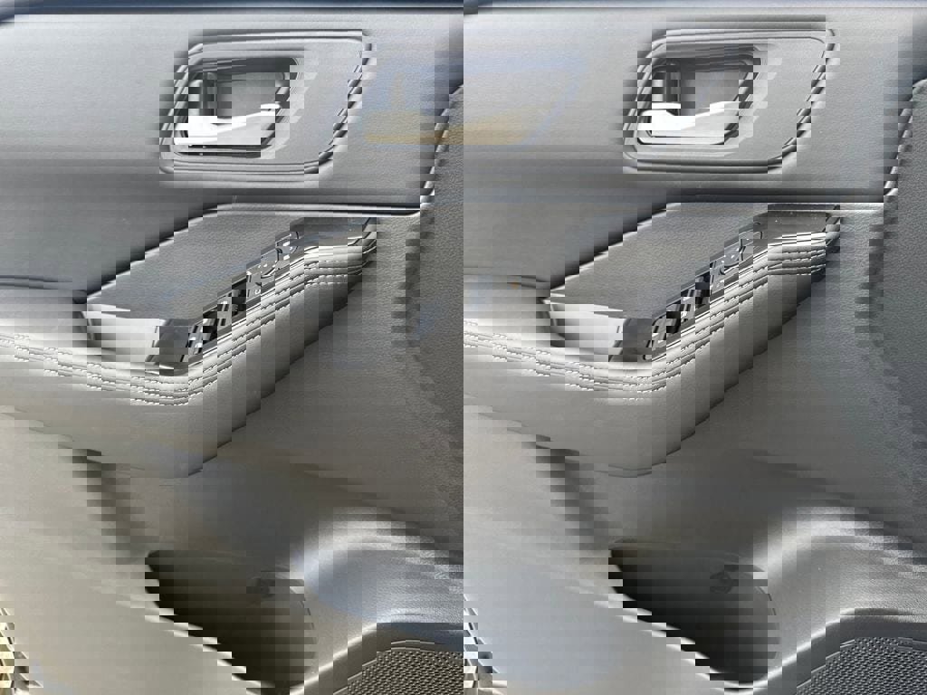 New 2026 Nissan Rogue SV image 11