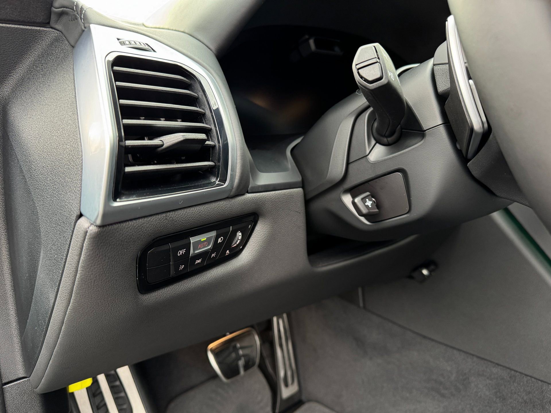 Used 2024 BMW M8 Competition image 70