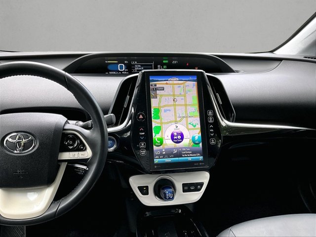 Used 2017 Toyota Prius Prime Premium FWD image 8