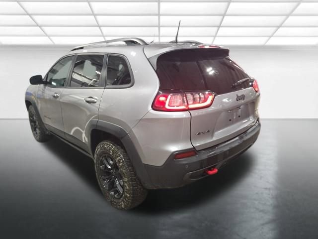Used 2019 Jeep Cherokee Trailhawk image 7